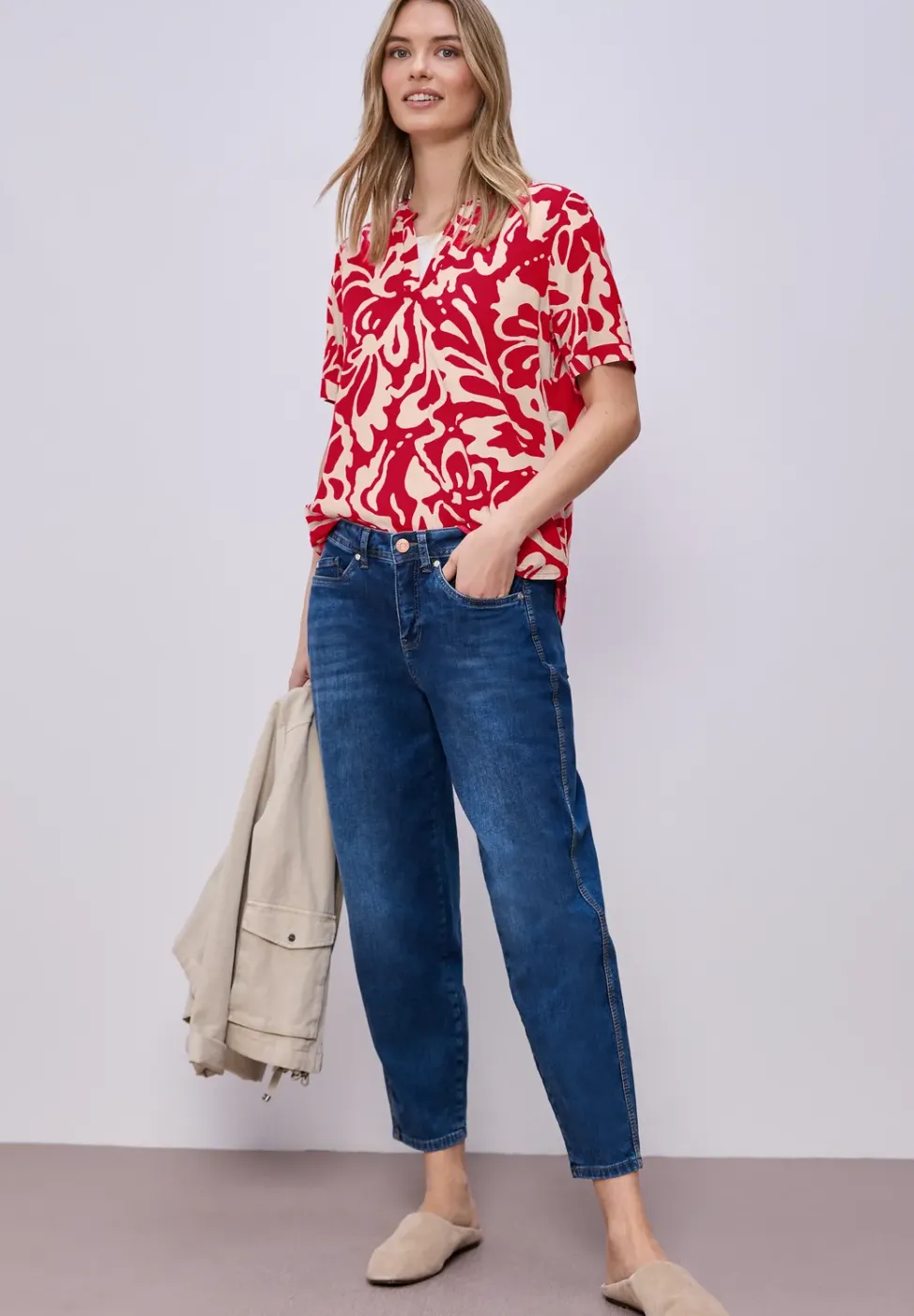 Kurzarm Bluse mit floralem Muster
