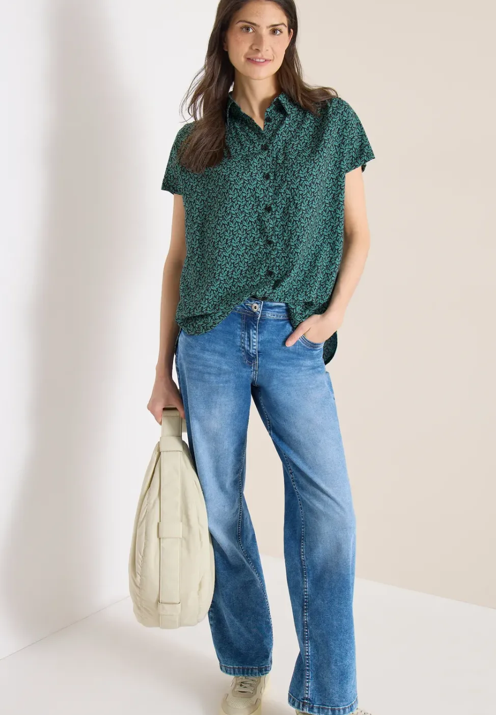 Kurzarm Bluse mit Knopfleiste
