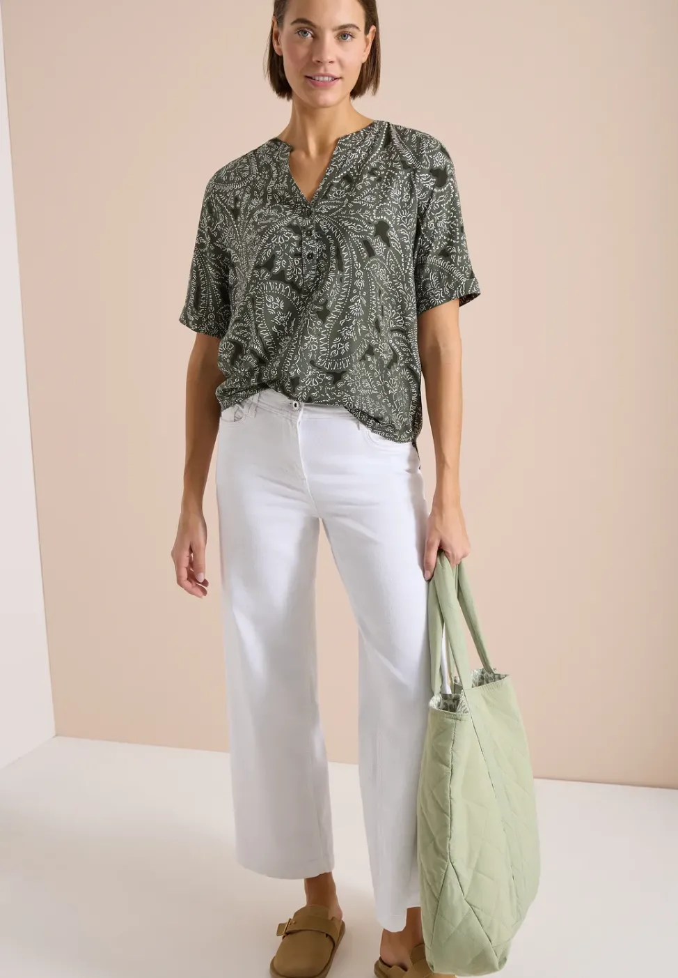 Kurzarm Bluse mit Paisley Print