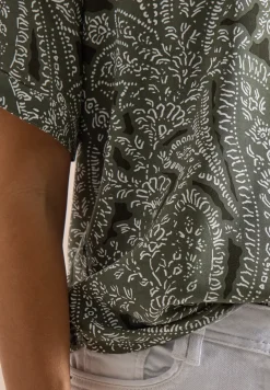 Kurzarm Bluse mit Paisley Print