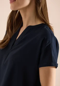 Kurzarm Bluse mit Split Neck