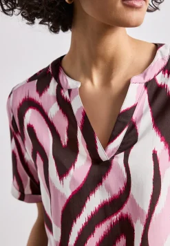 Kurzarm Bluse mit Split Neck und Print