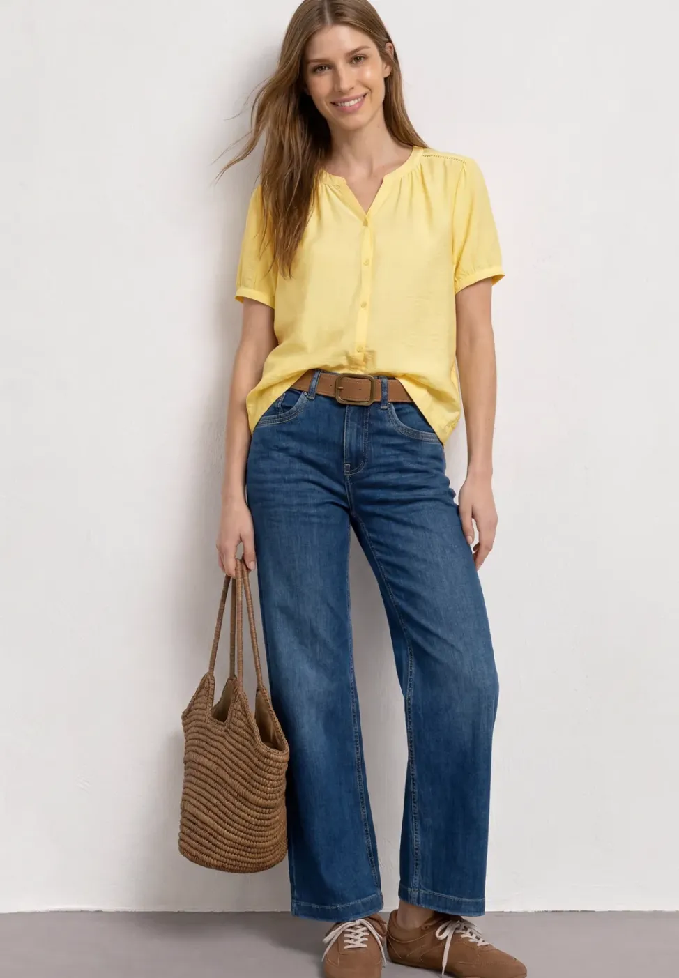 Kurzarm Bluse mit Split Neck und Knöpfen