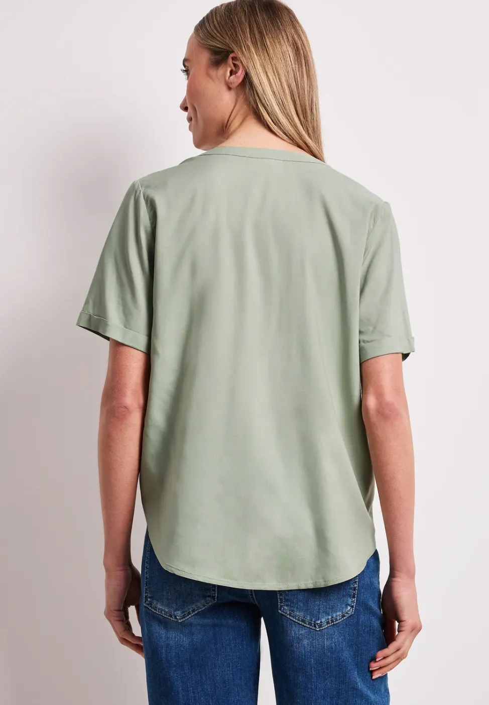 Kurzarm Bluse mit Turn-Up