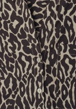 Kurzarm Hemdbluse mit Brusttasche und Print