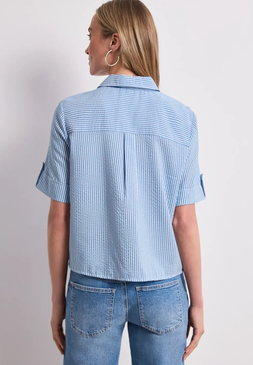 Kurzarm Hemdbluse mit Turn-Up-Details