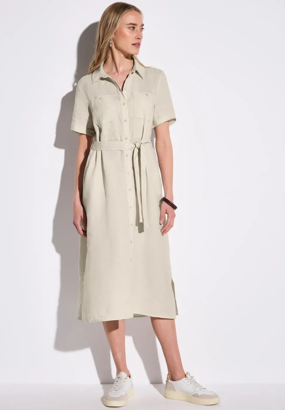 Kurzarmkleid mit Knopfleiste