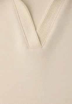 Kurzarm Poloshirt mit Rippdetail