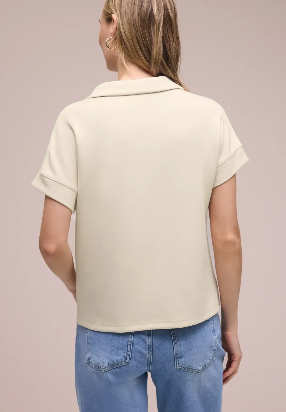 Kurzarm Poloshirt mit Rippdetail
