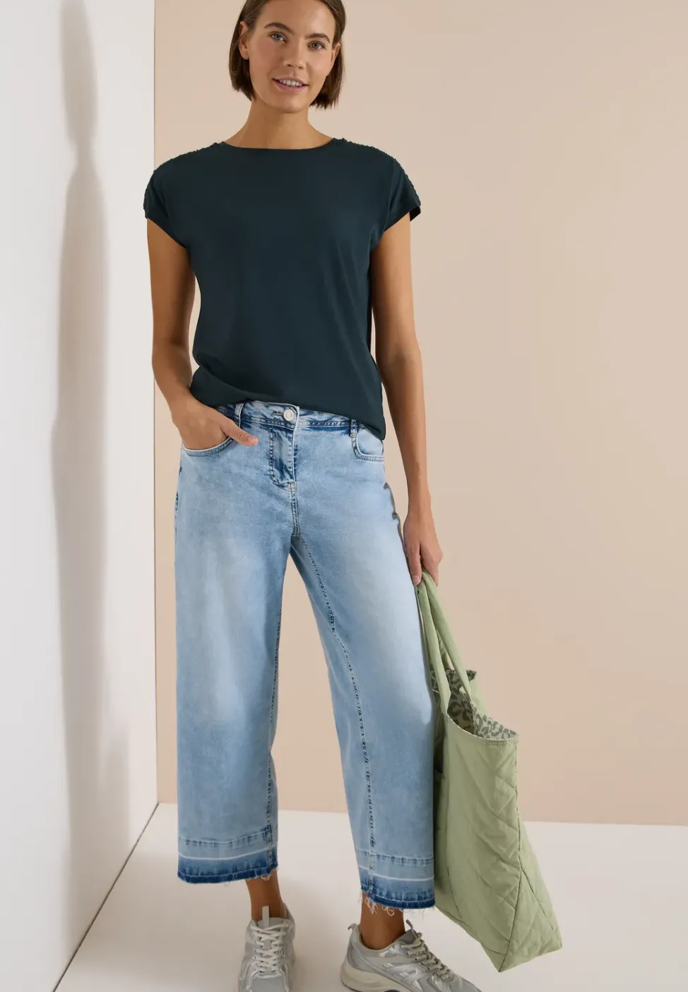 Kurzarm Shirt mit Boatneck und Raffung