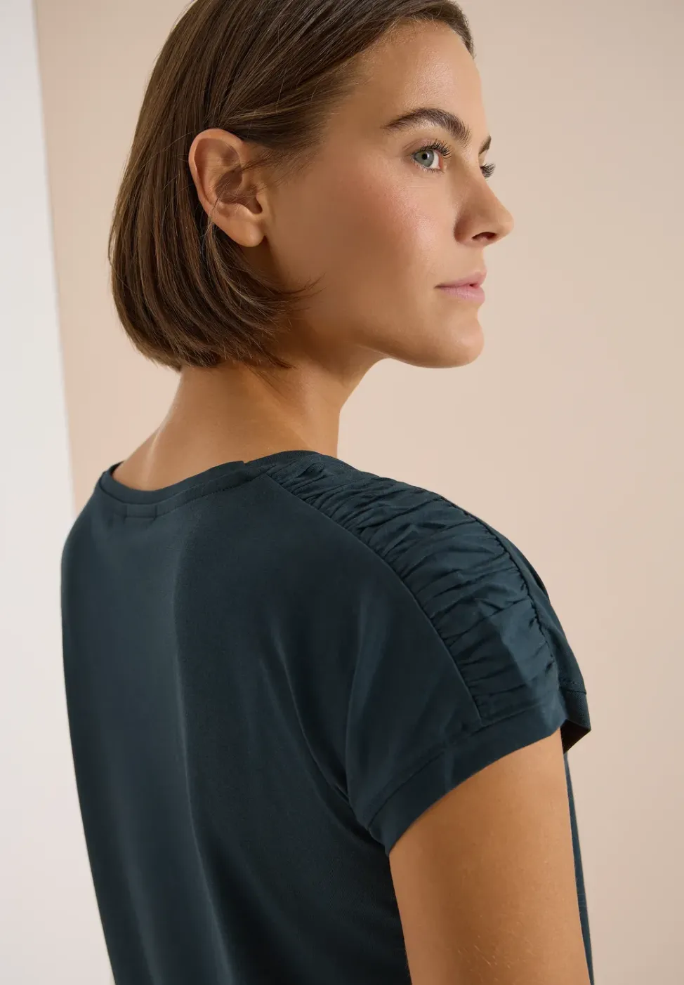 Kurzarm Shirt mit Boatneck und Raffung