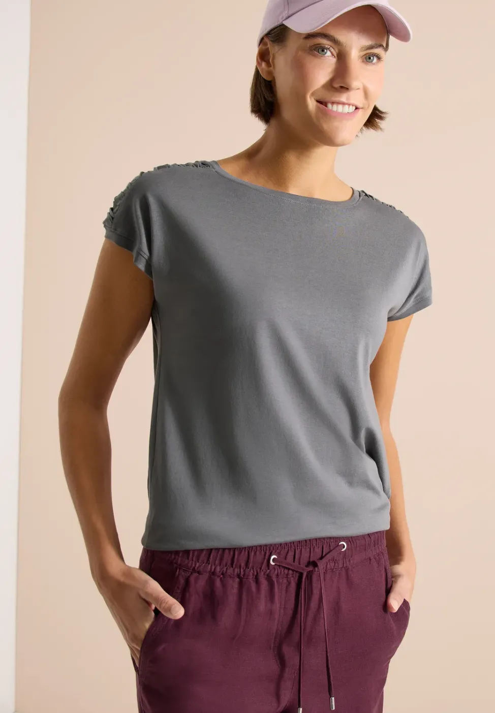 Kurzarm Shirt mit Boatneck und Raffung