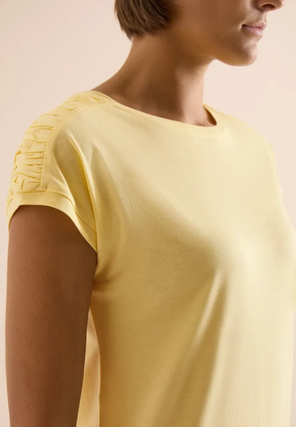 Kurzarm Shirt mit Boatneck und Raffung