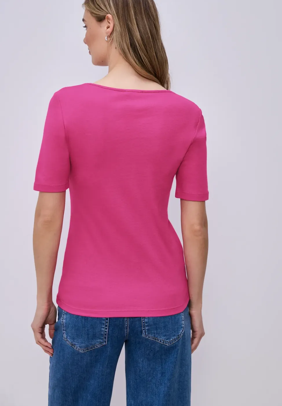 Kurzarm Shirt mit Herzausschnitt