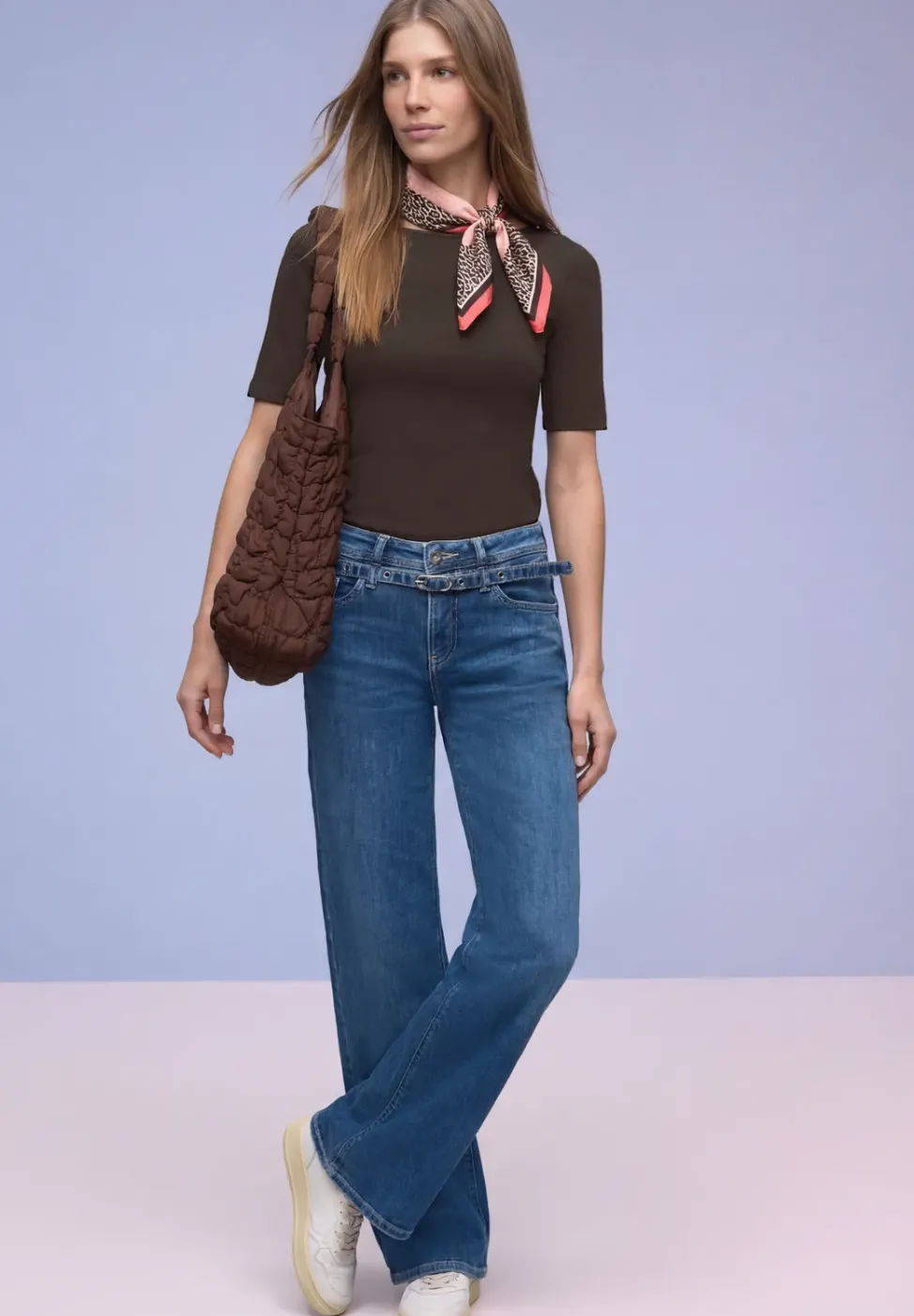 Kurzarm Shirt mit Knopfdetail