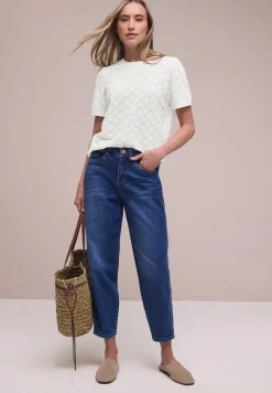 Kurzarm Shirt mit Rundhals aus Spitze