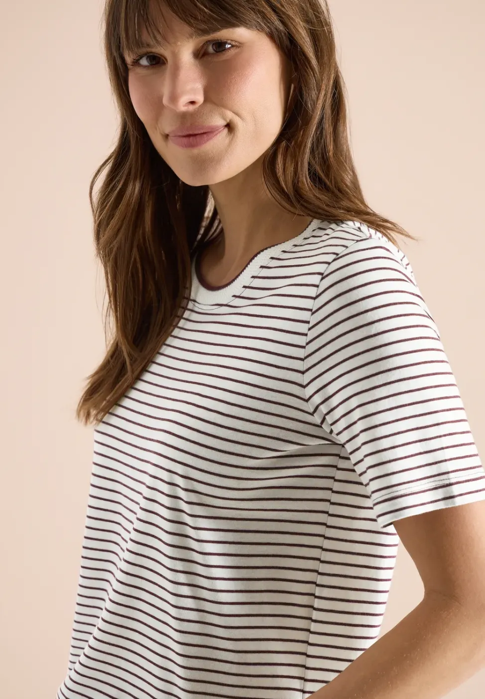 Kurzarm Shirt mit Rundhals und Streifen