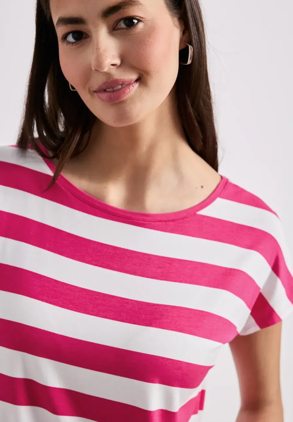 Kurzarm Shirt mit Rundhals und Print