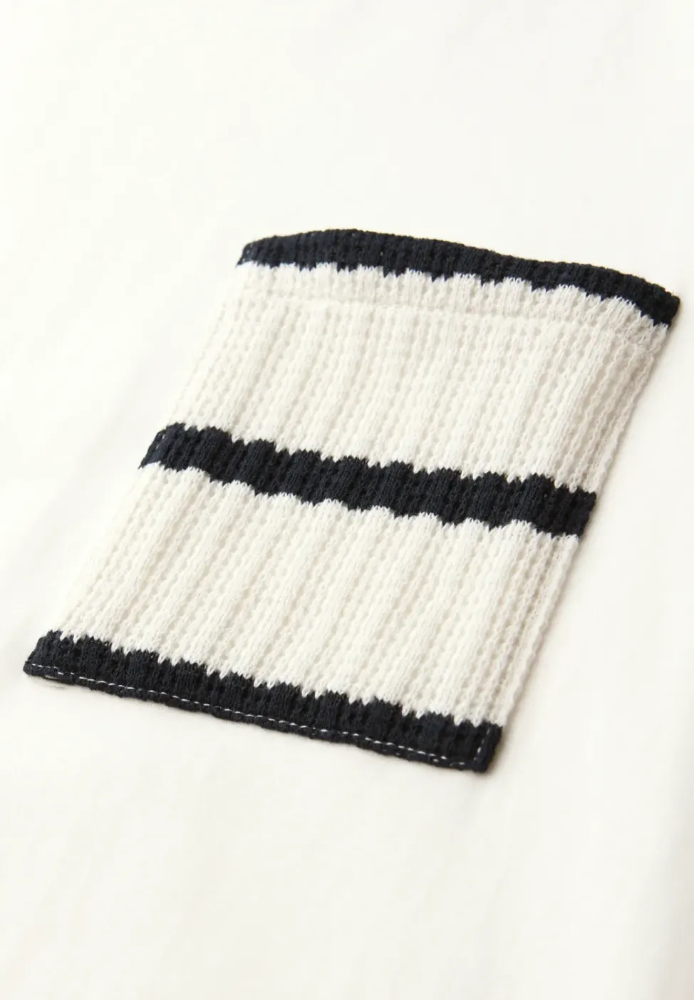 Kurzarm Shirt mit Streifen-Tasche