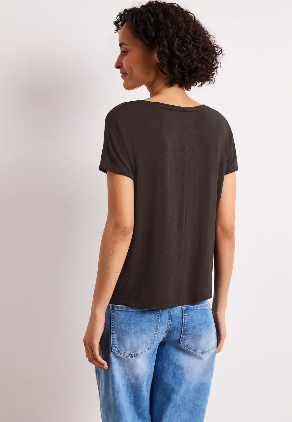 Kurzarm Shirt mit U-Boot-Ausschnitt