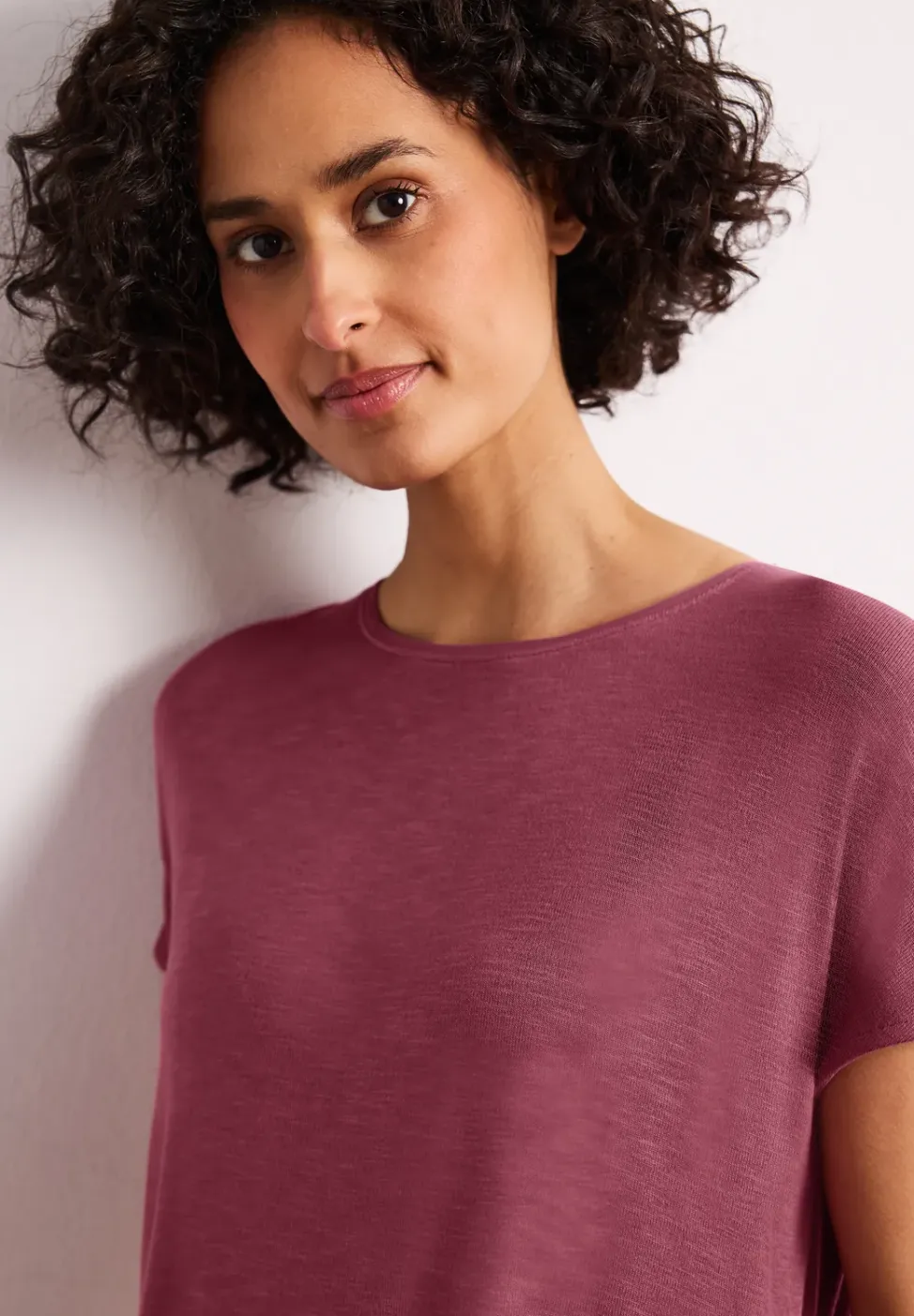Kurzarm Shirt mit U-Boot-Ausschnitt
