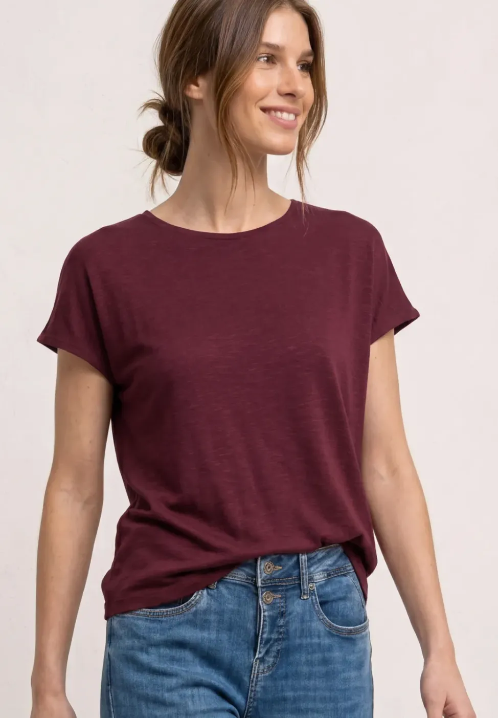 Kurzarm Shirt mit U-Boot-Ausschnitt