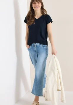 Kurzarm Shirt mit V-Neck in Unifarbe