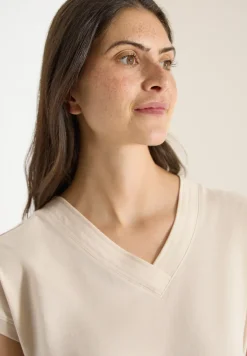 Kurzarm Shirt mit V-Neck in Unifarbe