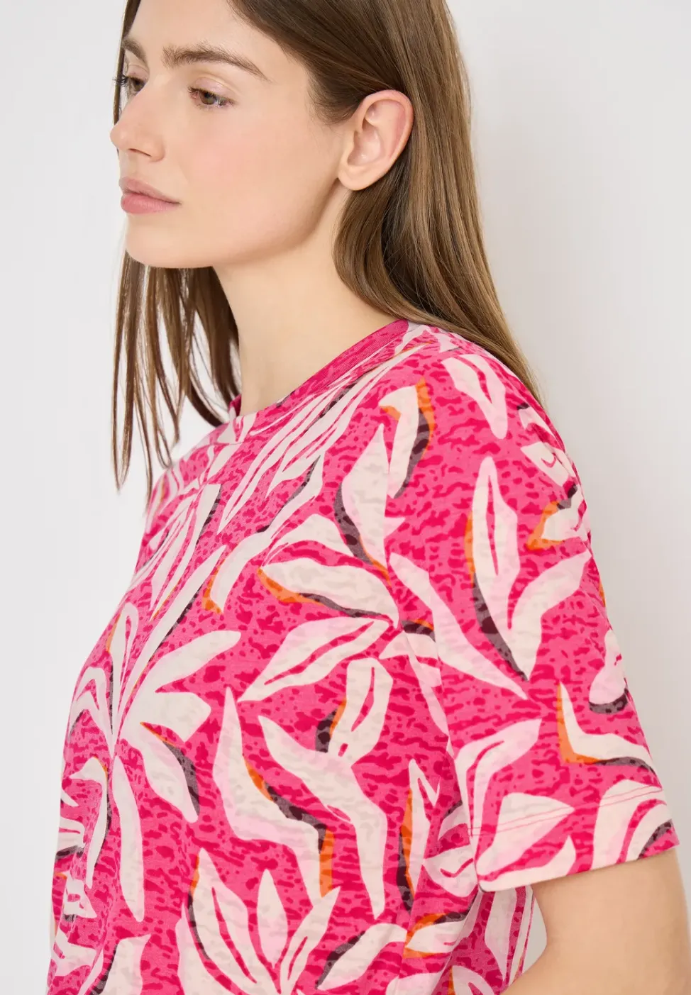 Kurzarm T-Shirt im Ausbrenner-Look