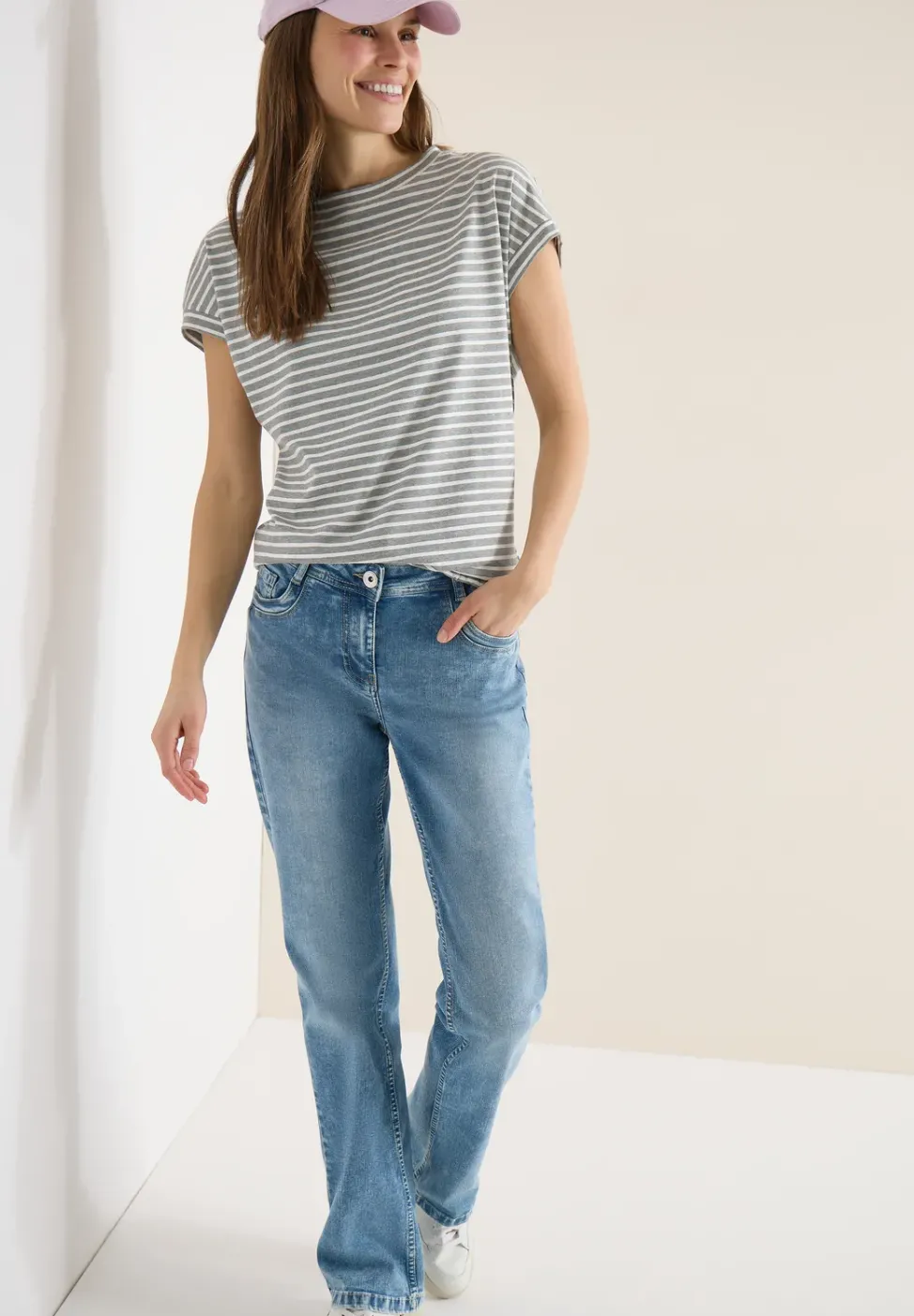 Kurzarm T-Shirt mit elastischem Saum