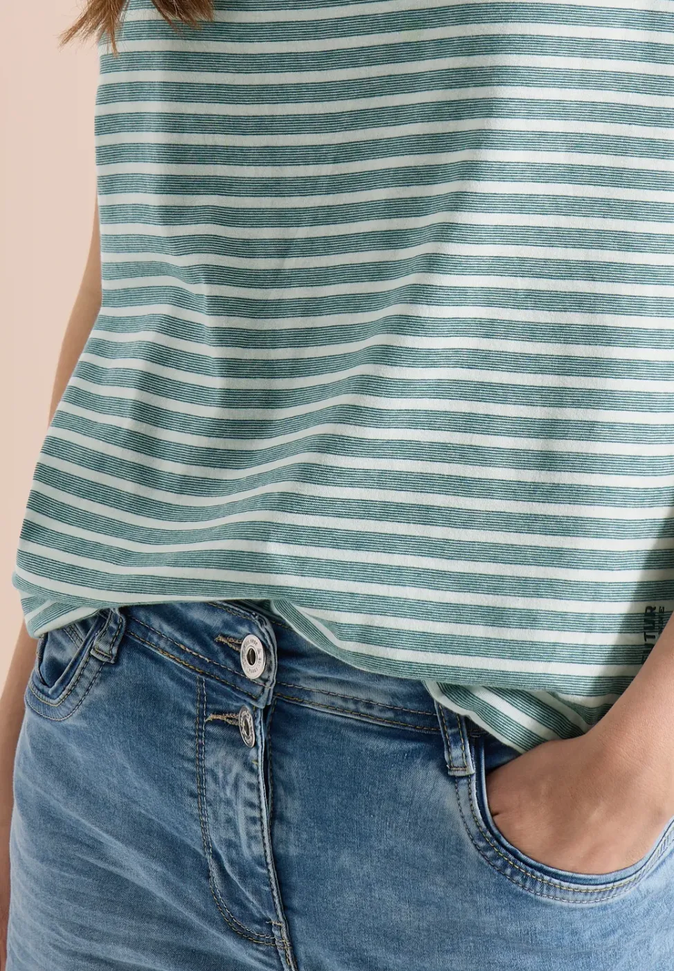 Kurzarm T-Shirt mit elastischem Saum