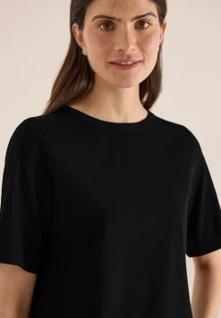 Kurzarm T-Shirt mit U-Boot-Ausschnitt
