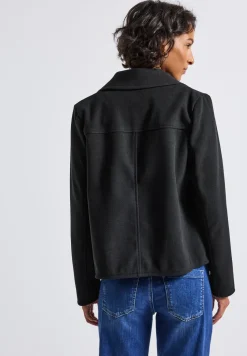 Kurze Cosy Reversjacke