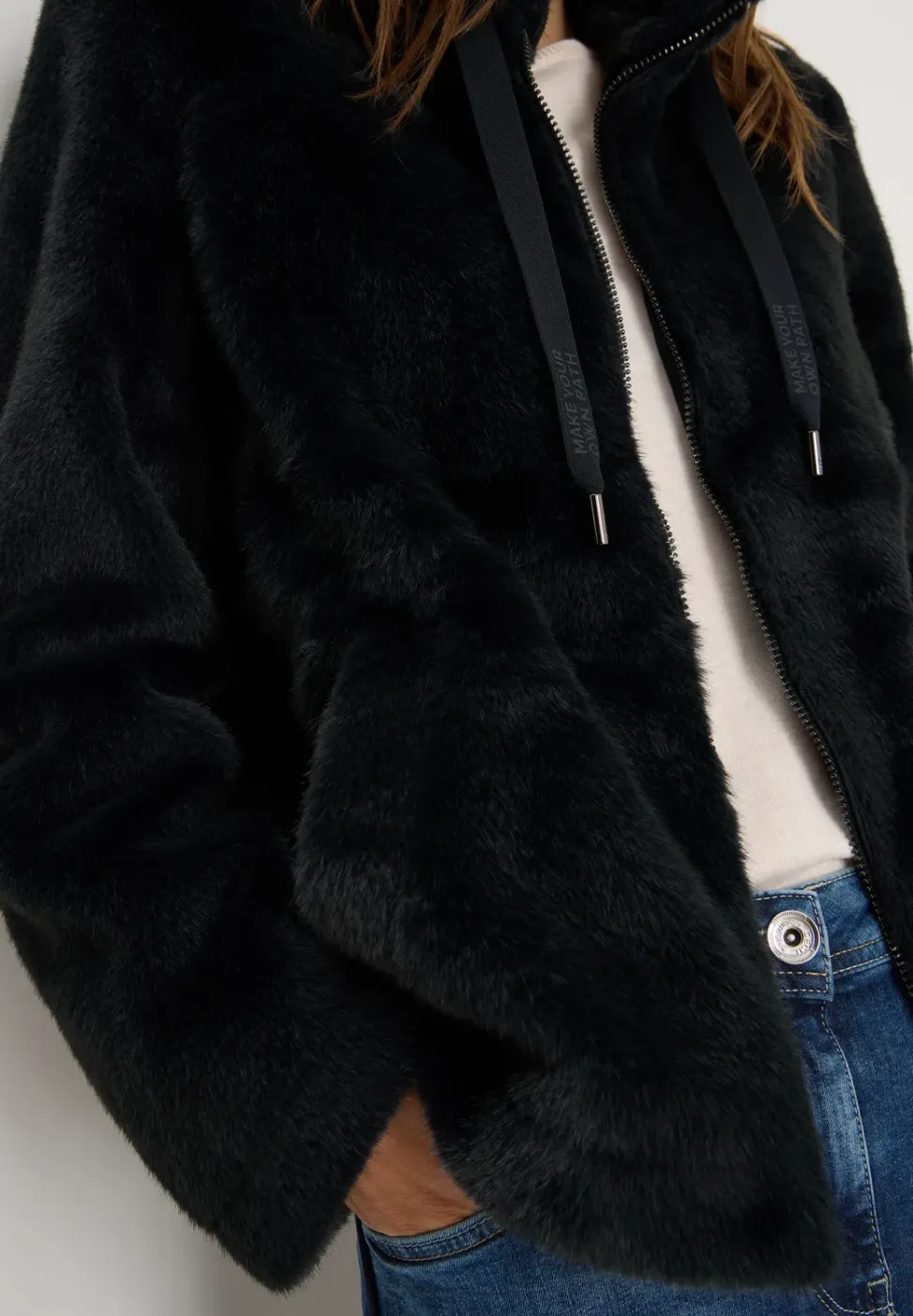 Kurze Fellimitat Jacke