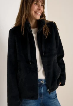 Kurze Fellimitat Jacke