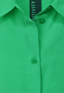 Kurze Hemdbluse