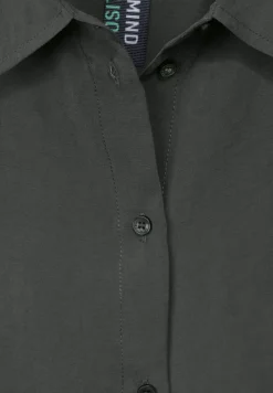 Kurze Hemdbluse