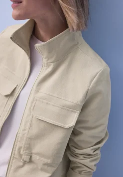 Kurze Jacke