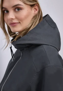 Kurze Jacke