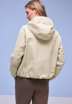 Kurze Jacke