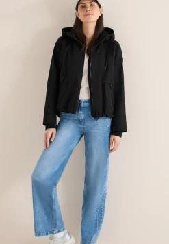 Kurze Jacke