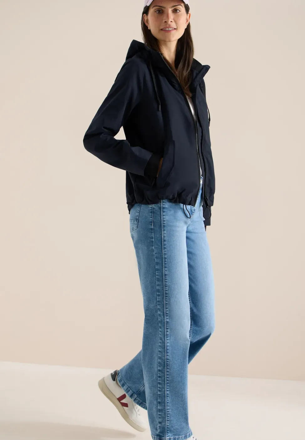 Kurze Jacke