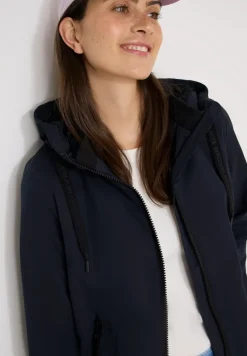 Kurze Jacke