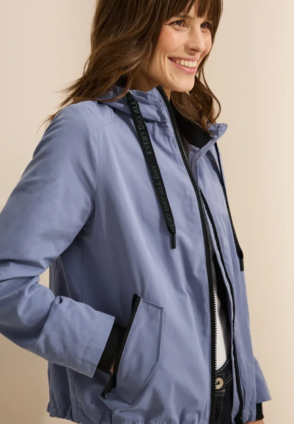 Kurze Jacke