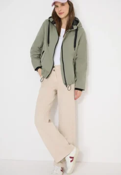 Kurze Jacke
