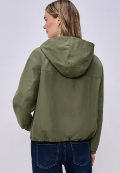 Kurze Jacke