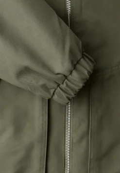 Kurze Jacke