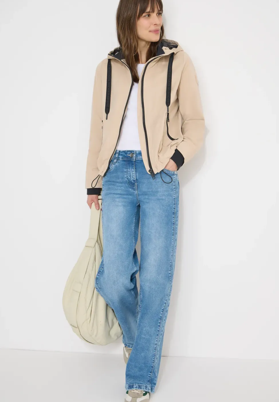 Kurze Jacke