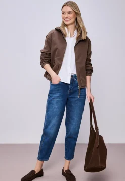 Kurze Jacke