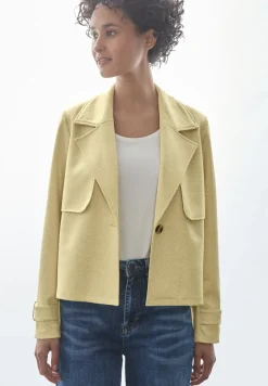 Kurze Kunstlederjacke